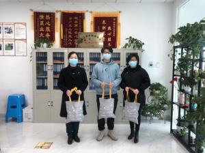 眾志成城，共克時艱！杭州易造為綠城物業(yè)贈送護目鏡